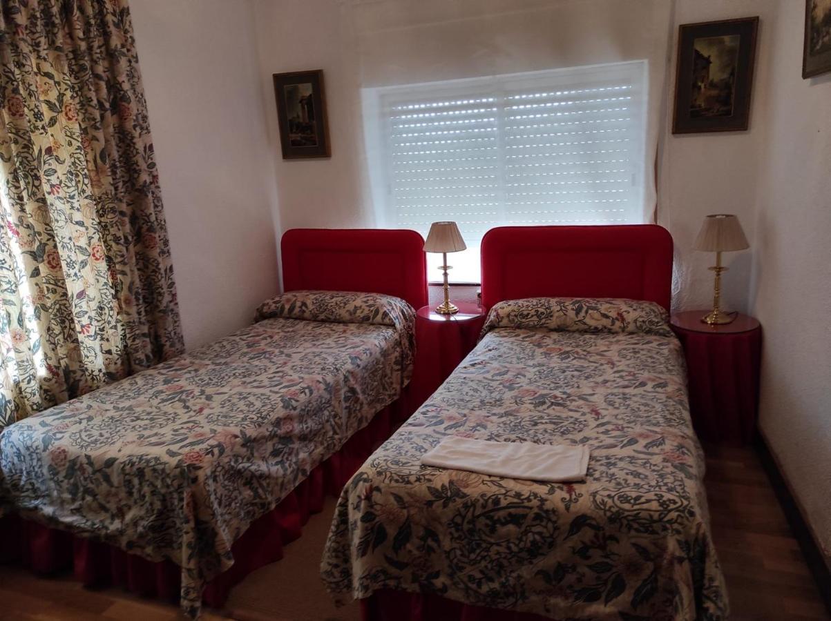 El Uncar Villa Castrejón de la Peña Kültér fotó